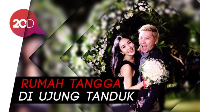 Throwback Momen Kemesraan Gisel dan Gading Marten