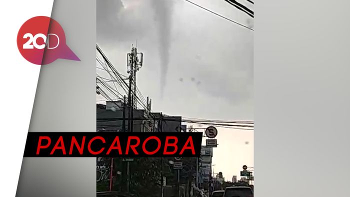 Cuaca Ekstrem, Hujan Es dan Tornado di Jakarta