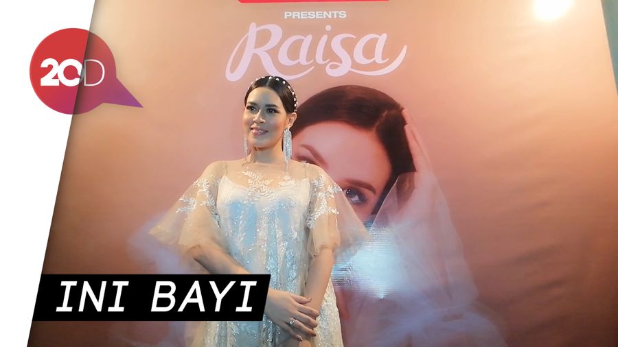 Raisa Kenalkan Calon Bayinya di Fermata Intimate Concert