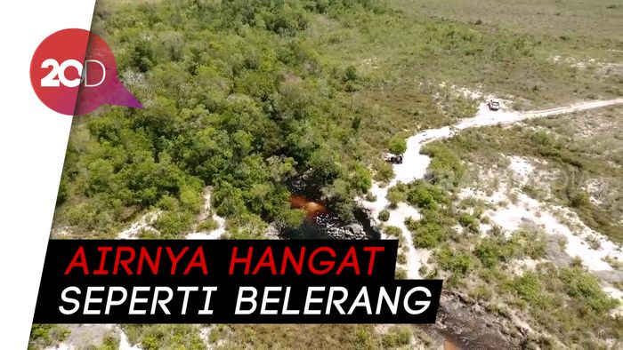 Unik! Ada Air Terjun Merah Darah di Indonesia