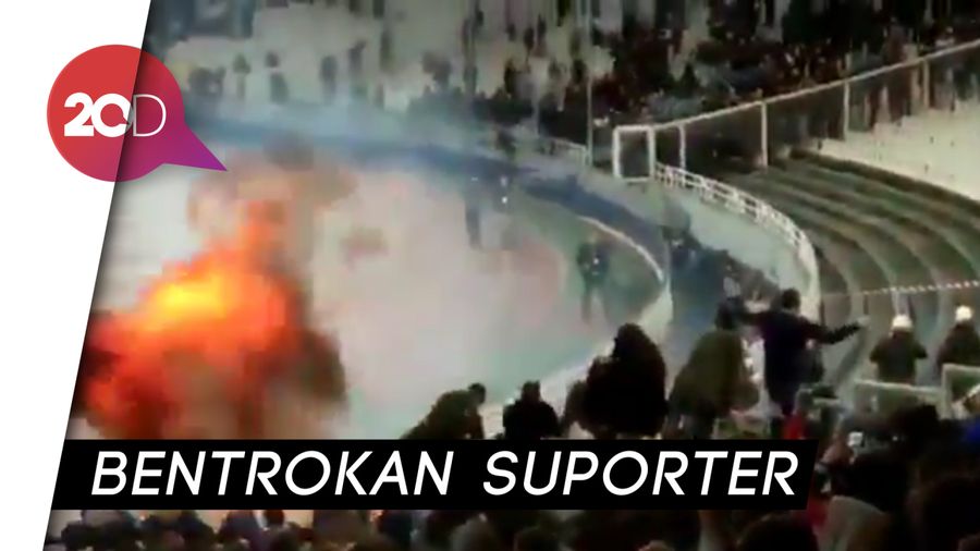 Bom Molotov Membara Jelang Laga AEK Vs Ajax
