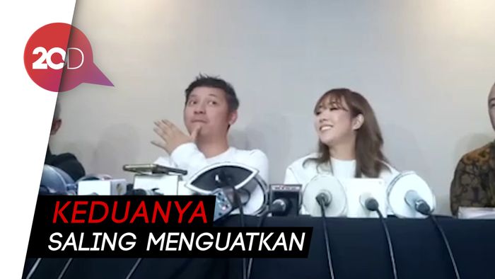 Gading-Gisel Bantah Cerai karena Finansial dan Orang Ketiga