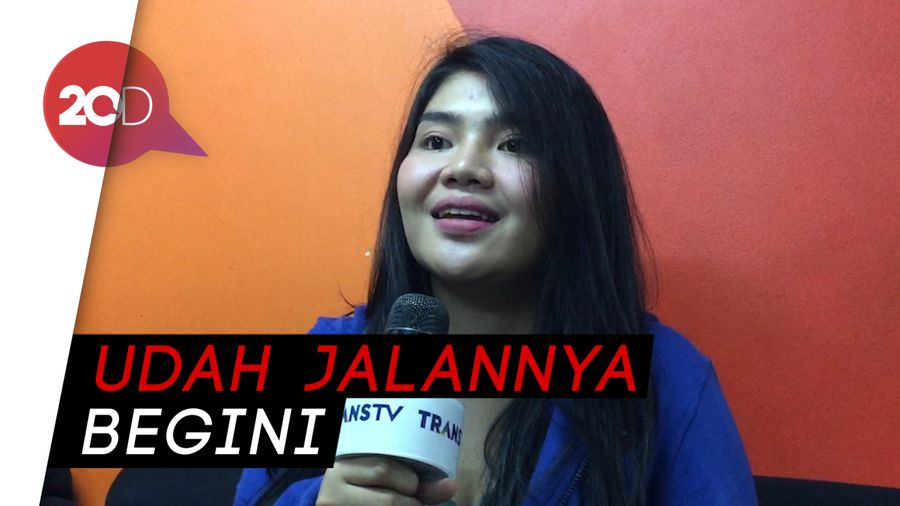 Meldi Curhat Tentang Masalahnya Sampai Nangis