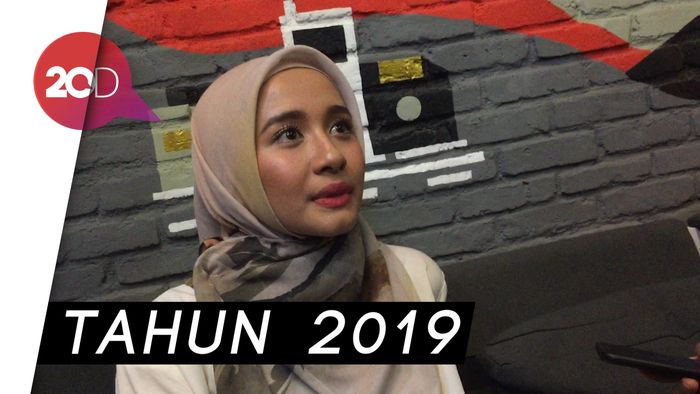 Laudya Cynthia Bella Akan Gelar Fashion Show di London
