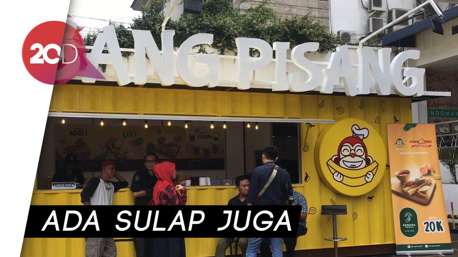 Lomba Kupas Pisang Meriahkan Pembukaan Sang Pisang Kemang