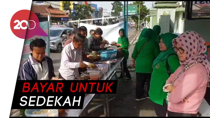 Makan Gratis sambil Sedekah di Warung Barokah 0607