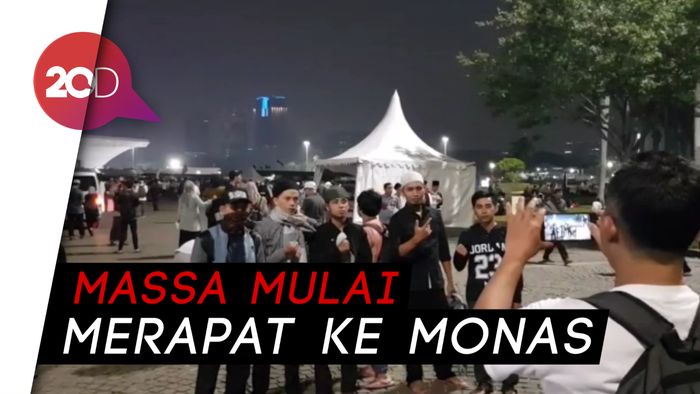 Malam Ini, Peserta Reuni 212 Mulai Berdatangan di Monas
