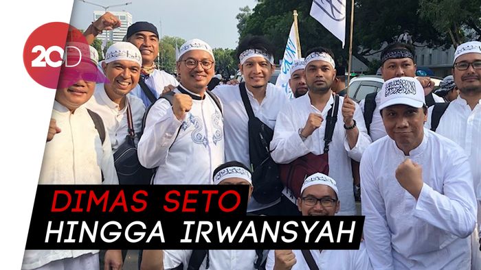 Selain Teuku Wisnu, Ini Deretan Artis yang Hadir di Reuni 212