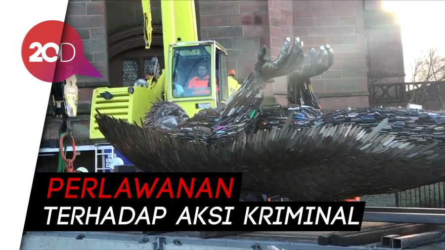 Kala Pisau Penjahat Diubah Jadi Patung Malaikat