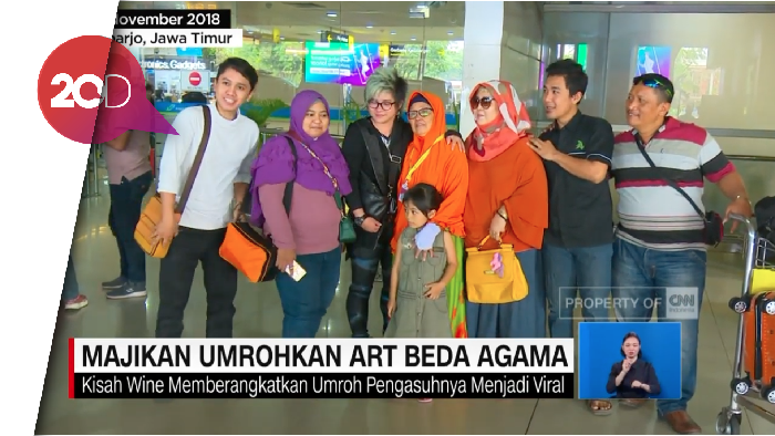 Haru Cerita Gadis Non Muslim yang Umrahkan Pengasuhnya