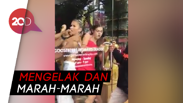 Duh! Bule Ini Terciduk Nyolong Celana Dalam di Bali