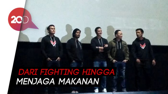 Pengalaman Chicco Jerikho dan Rio Dewanto Main Film Action 