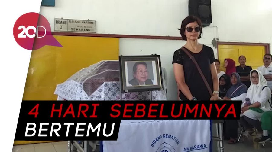 Putri NH Dini Kenang Pertemuan Terakhirnya dengan Sang Ibu