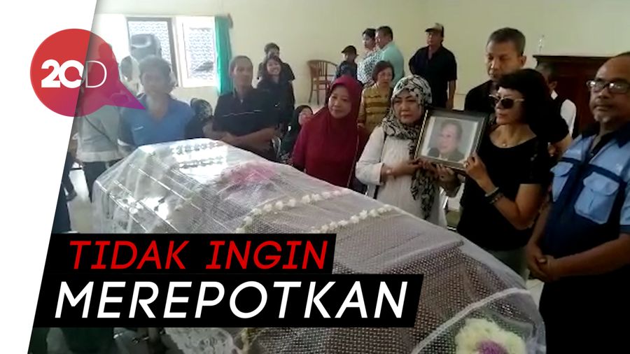Sosok Nh Dini di Mata Keluarga dan Kerabat