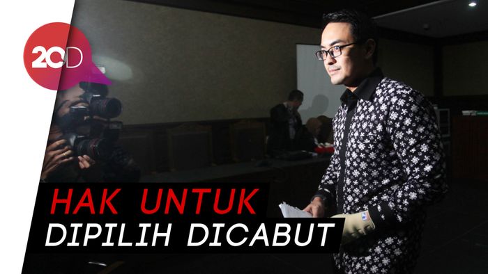 Selain Divonis 6 Tahun Bui, Zumi Kehilangan Hak Politik 5 Tahun