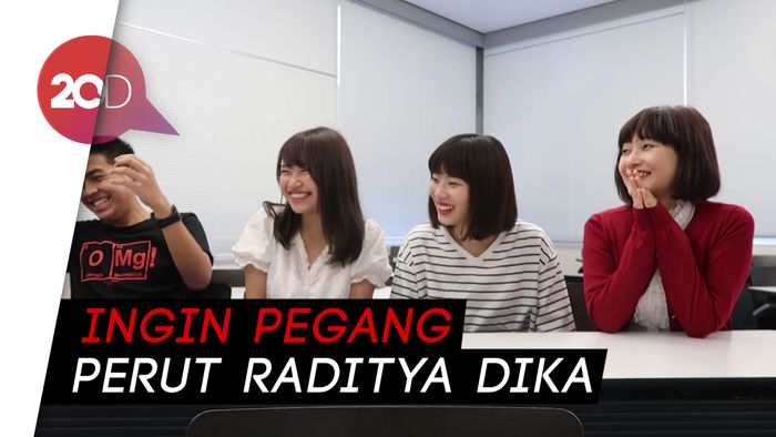 Aw! Begini Reaksi Cewek-cewek Jepang Lihat Cowok Indonesia