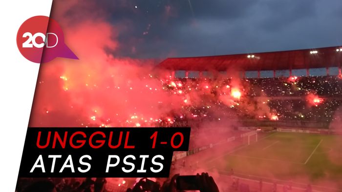 Bertahan di Liga 1, Begini Pesta Kemenangan Persebaya