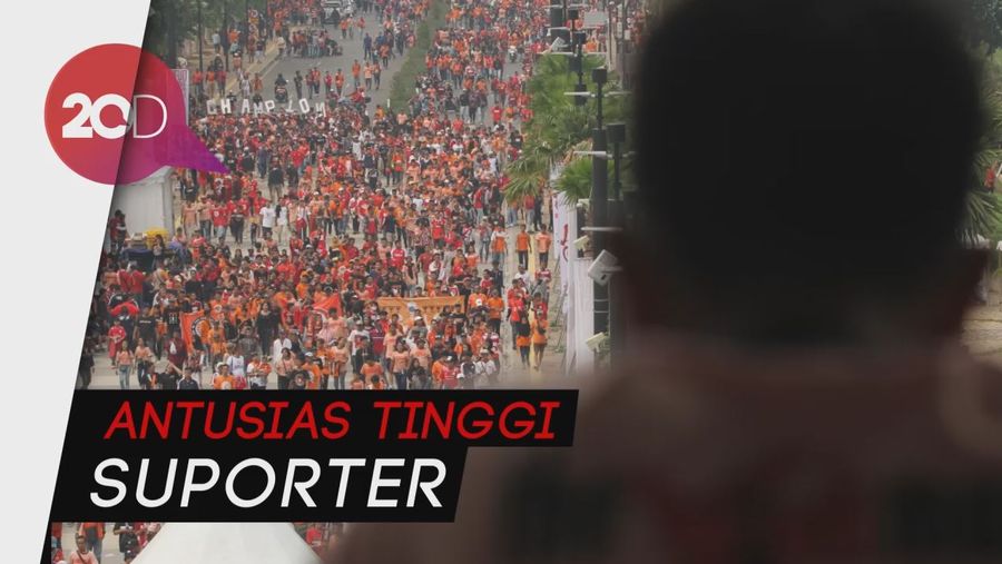 Laga Persija Vs Mitra Kukar, Jakmania Padati GBK