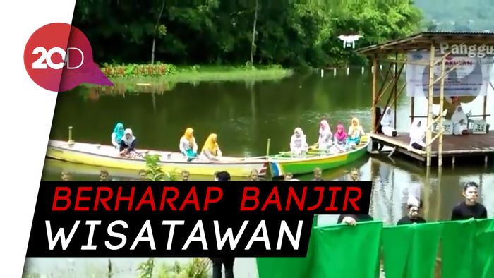 1.500 Nasi Takir Wujud Syukur Desa Winduaji jadi Desa Wisata