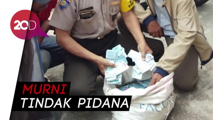 Harap Tenang, Rentetan Kasus e-KTP Tak Terkait Pemilu