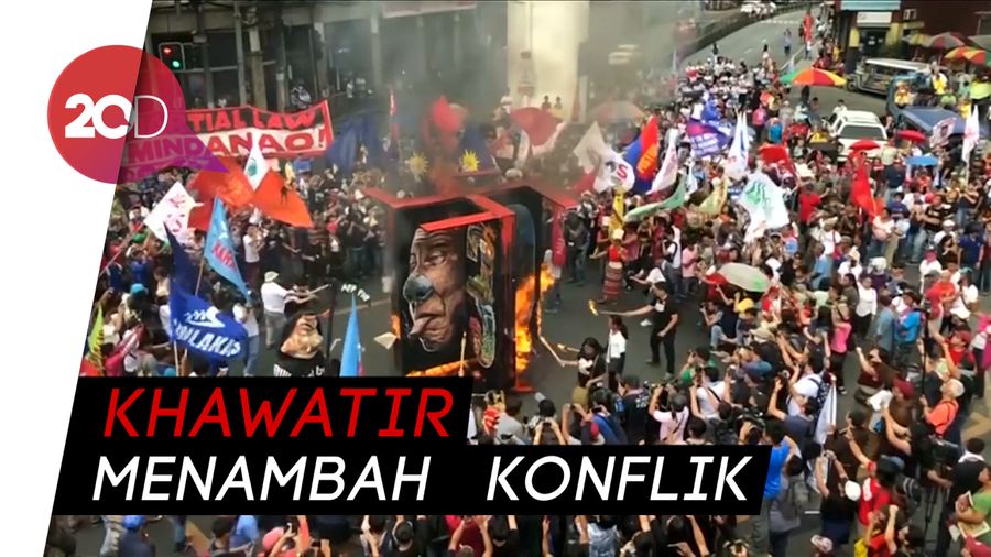 Duterte Diprotes Perpanjang Darurat Militer di Mindanao