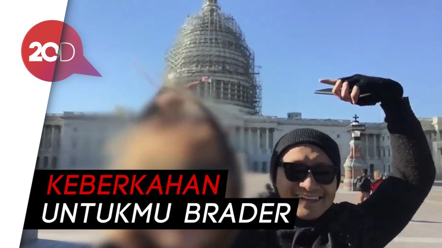 Tanggapi Cuitan Ernest, Arie Untung Woles Aja