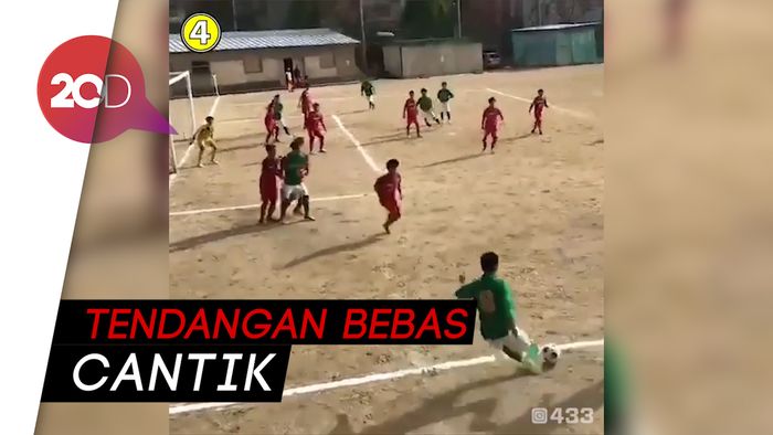 Lengkungan Indah Kroos di Piala Dunia 2018 Ditiru Seorang Bocah