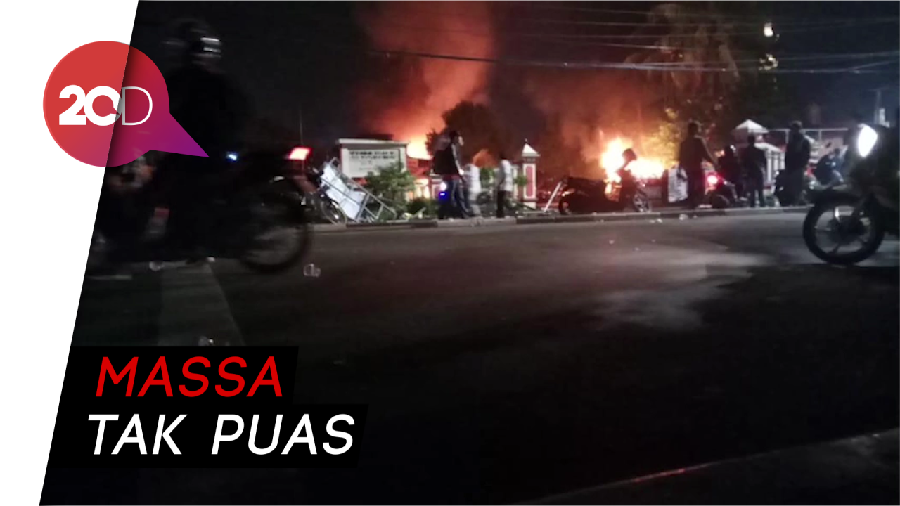 Massa Perusak Polsek Ciracas Lagi Cari Pemukul Rekannya