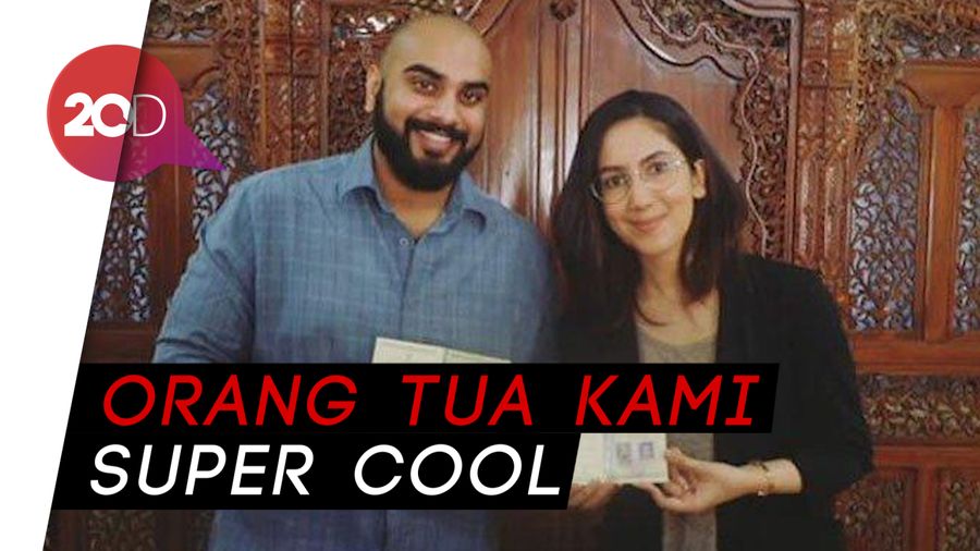 Vlogger Suhay Salim Buka Suara soal Nikah Pakai Celana Jeans