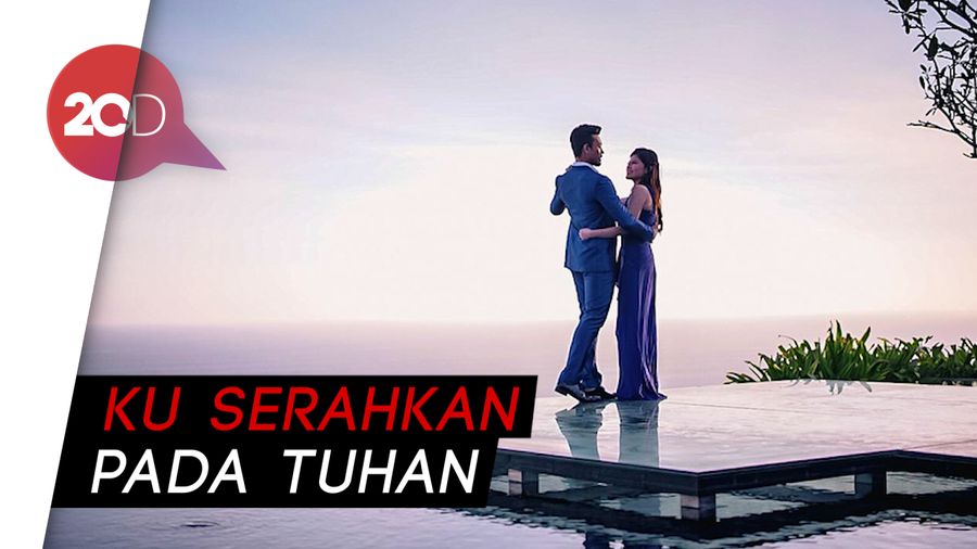 Denny Sumargo dan Dita Soedarjo Batal Menikah?