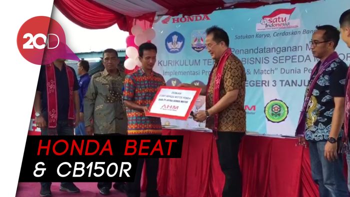 Honda Sumbang 2 Motor ke SMK Tanjung Selor untuk Dioprek