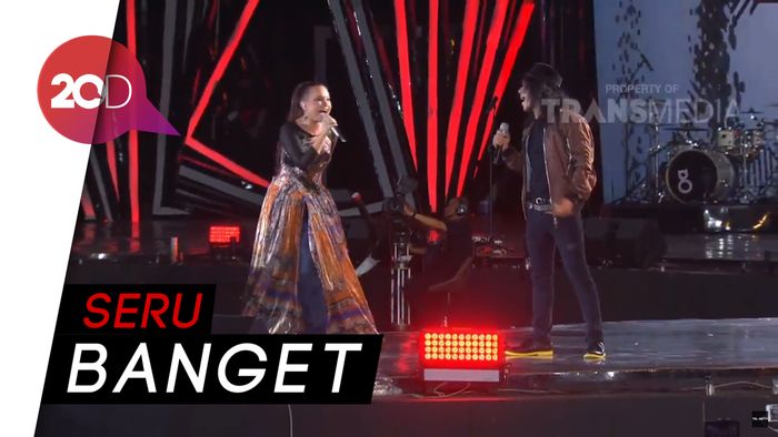 Duet dengan Rossa, Slank Buka HUT Transmedia Hari Kedua