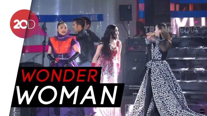 Kolaborasi Ciamik Ayu Ting Ting, Siti Badriah dan Zaskia Gotik