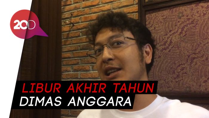 Bagi Dimas Anggara Setiap Hari Adalah Hari Libur