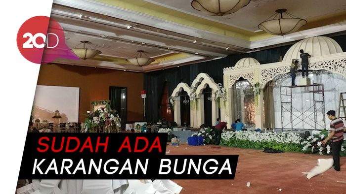 Mengintip Persiapan Resepsi Pernikahan Opick-Bebi