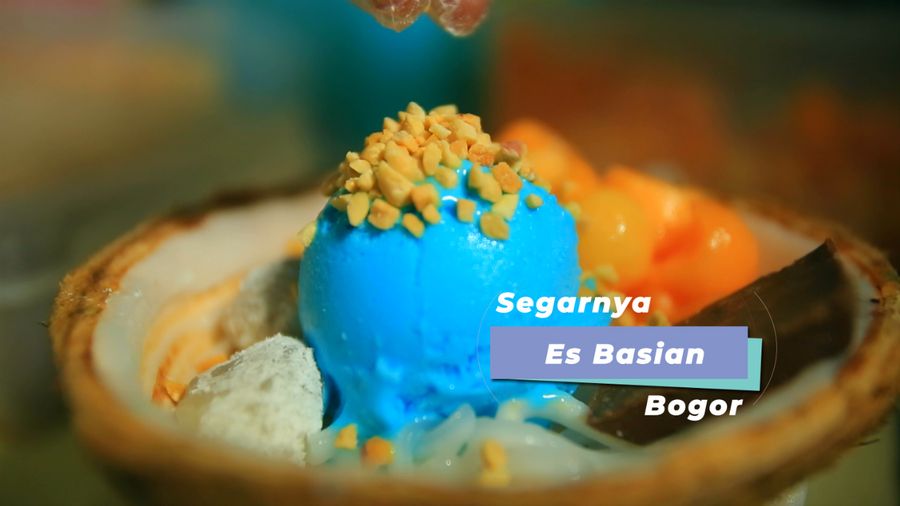 Sensasi Segarnya Es Krim Batok Isian “Basian”, Bogor