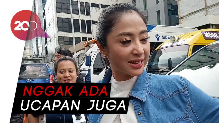 Meldi Tak Datang ke Pesta Ultahnya, Dewi Persik: Nggak Penting! 