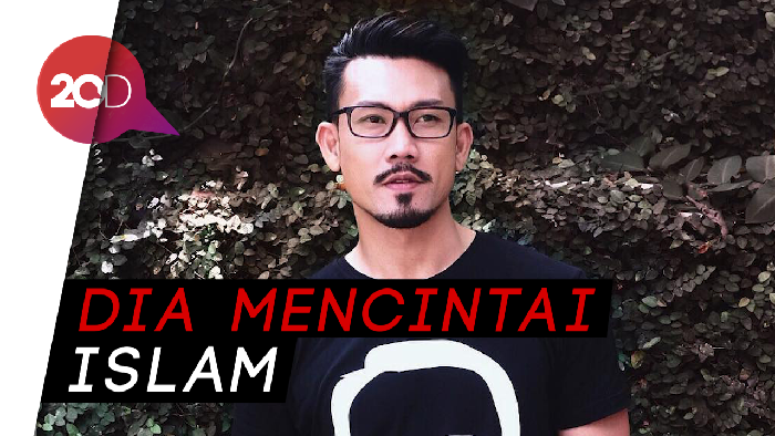 Kata Manajer soal Denny Sumargo Posting Bahasa Arab
