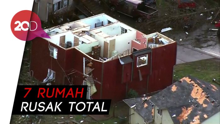 Tornado Sapu Bersih Rumah-rumah di Washington
