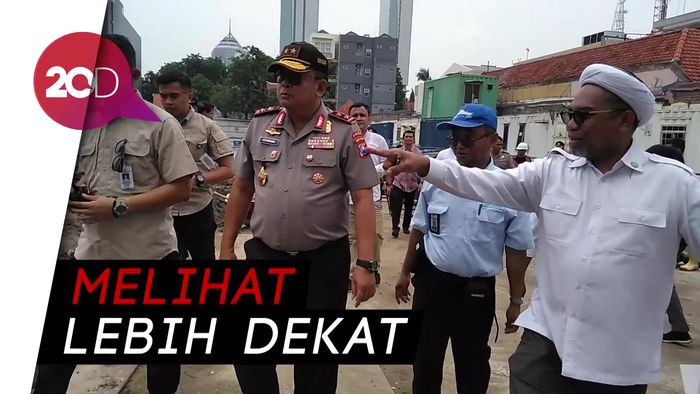 Ditemani Kapolda Jatim, Ngabalin Tinjau Jalan Gubeng Ambles