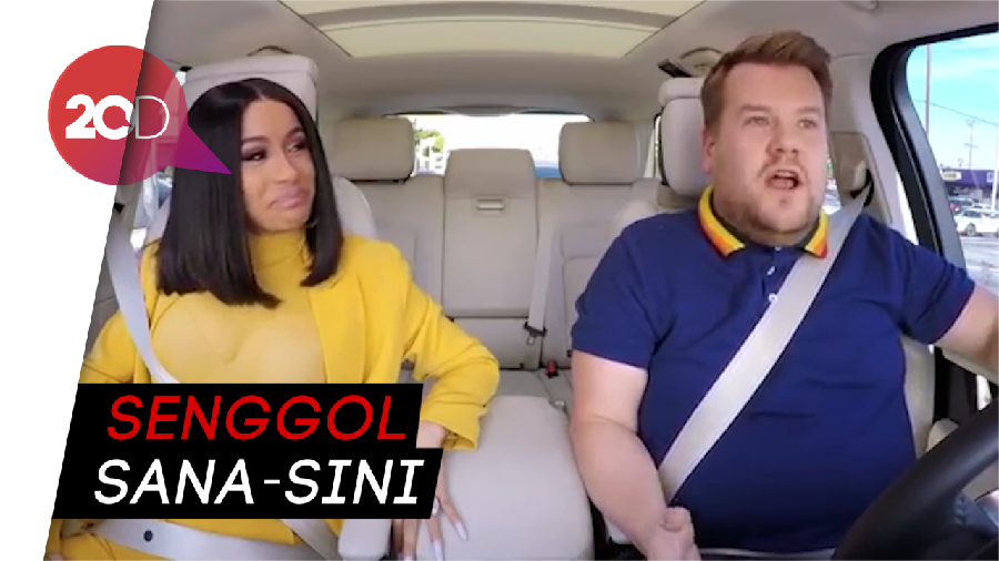 Ya Ampun Begini Nih Gaya Cardi B Belajar Nyetir Mobil