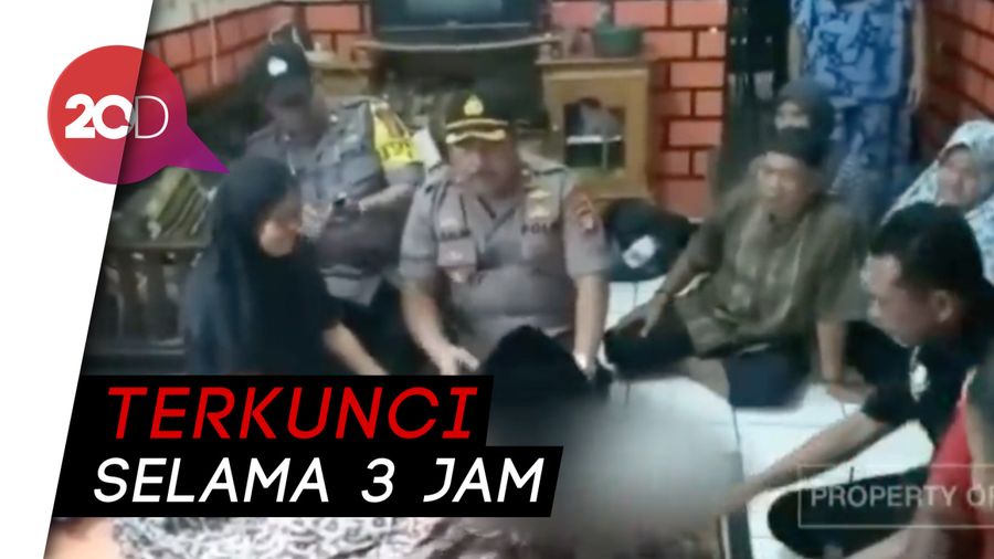 Balita Tewas Terkuci di Dalam Mobil
