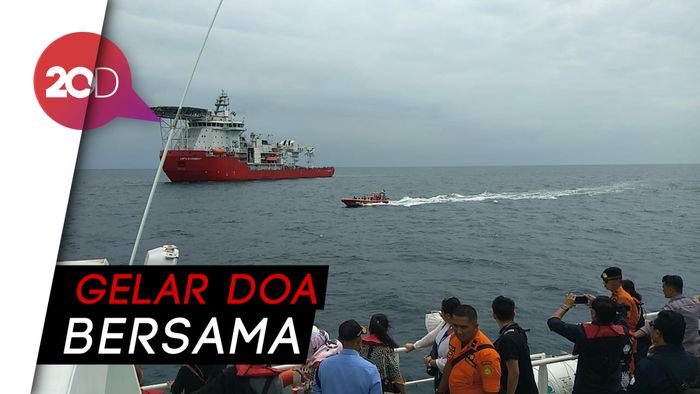 Keluarga Korban Lion Air Napak Tilas ke Lokasi Jatuhnya PK-LQP