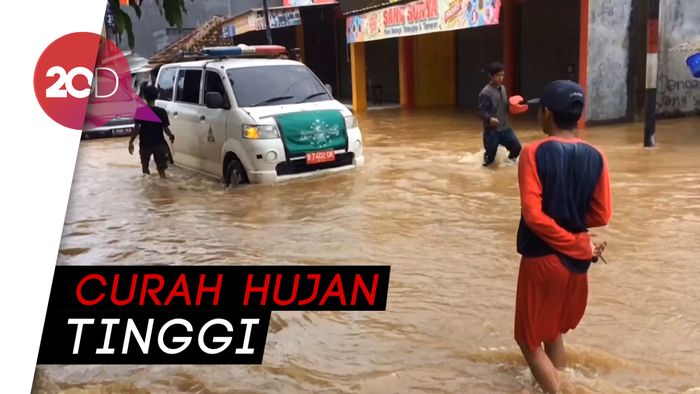 Banjir Putus Akses Jalan di Pandeglang