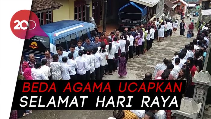 Melihat Tradisi Bertoleransi Warga Lereng Merbabu saat Natal