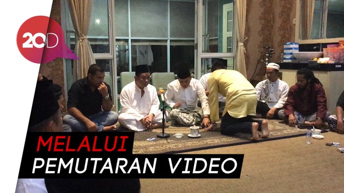 Sahabat Kenang Dylan dan Personel Seventeen Saat Tahlilan