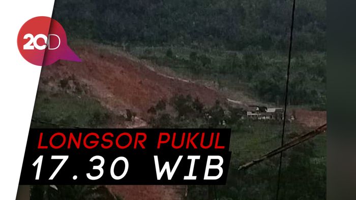 Video Detik-detik Longsor Timbun Puluhan Rumah di Kp Adat Sinaresmi
