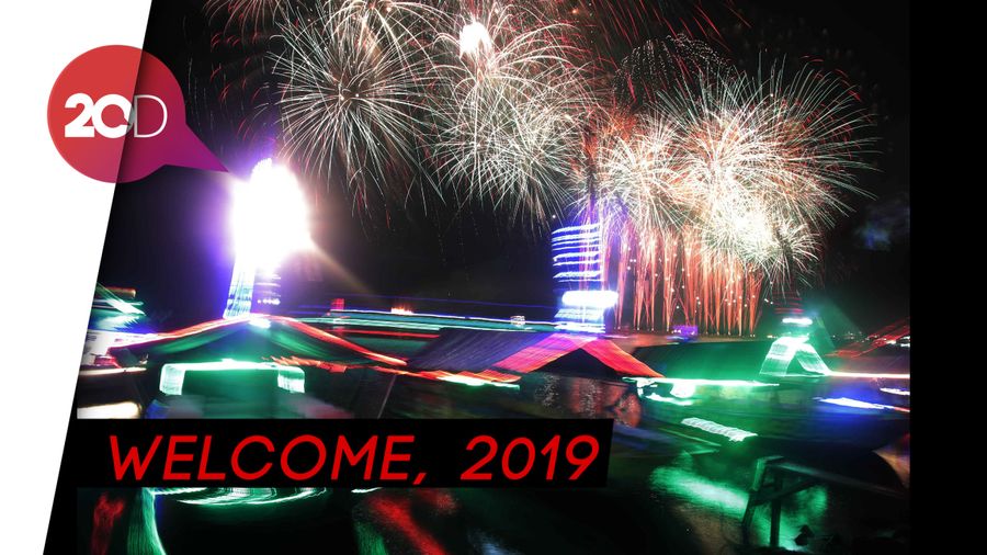Atraksi Kembang Api di Langit Ancol Buka Awal Tahun 2019