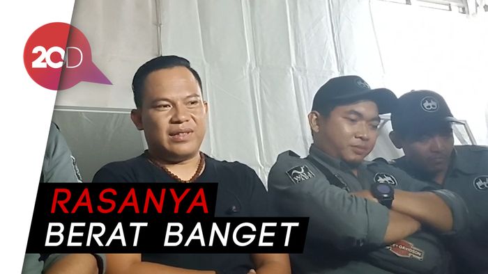 Bawakan Lagu Seventeen, Faank Wali Menangis
