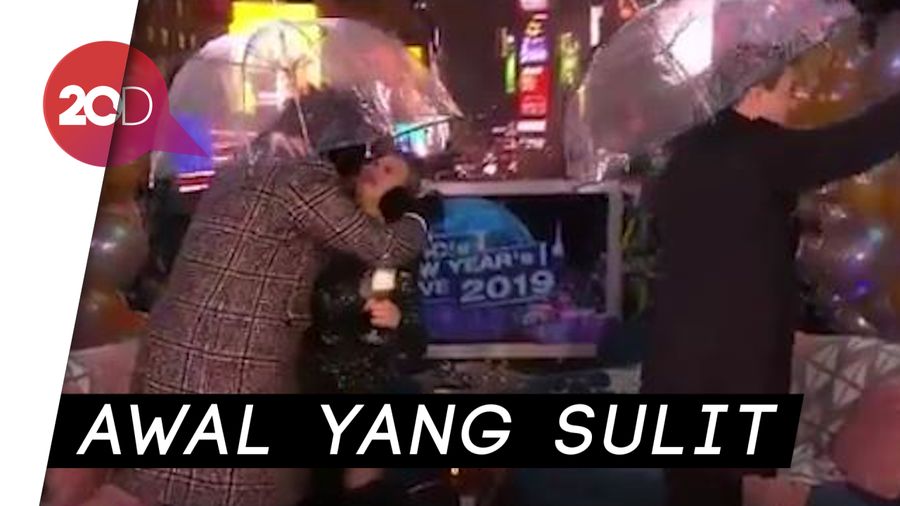 Awal Tahun Baru 2019 Chrissy Teigen yang Tak Biasa